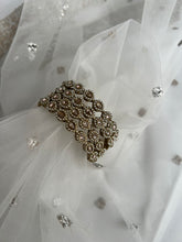 Load image into Gallery viewer, Polki Pearl Bangles