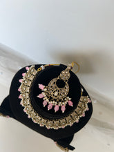 Load image into Gallery viewer, Rubal Kundan Set (4 colours)