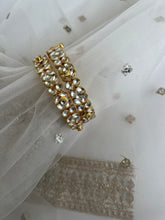 Load image into Gallery viewer, Floral Kundan Karre