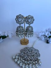 Load image into Gallery viewer, Neelam Jhumki Tikka (6 colours)