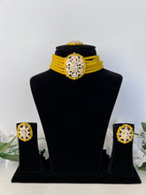 Load image into Gallery viewer, Dani Simple Choker Set (9 colours)