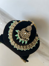 Load image into Gallery viewer, Rubal Kundan Set (4 colours)