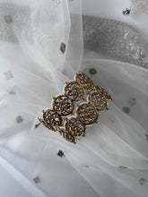 Load image into Gallery viewer, White Kundan Karre