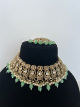 Load image into Gallery viewer, Rubal Kundan Set (4 colours)