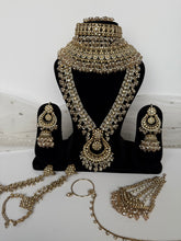 Load image into Gallery viewer, Yara Bridal Set