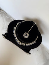 Load image into Gallery viewer, Sage and Green Kundan Set