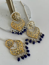 Load image into Gallery viewer, Inder Kundan Earring Set