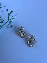 Load image into Gallery viewer, Floral diamond studs (3 colours)