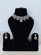 Load image into Gallery viewer, Sage and Green Kundan Set