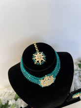 Load image into Gallery viewer, Dani Simple Choker Set (9 colours)