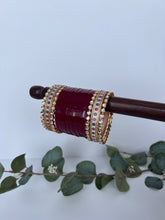 Load image into Gallery viewer, Maroon Pachi Kundan Choora
