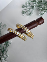 Load image into Gallery viewer, Mother of Pearl Bangles