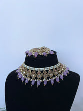 Load image into Gallery viewer, Lilac Necklace Set
