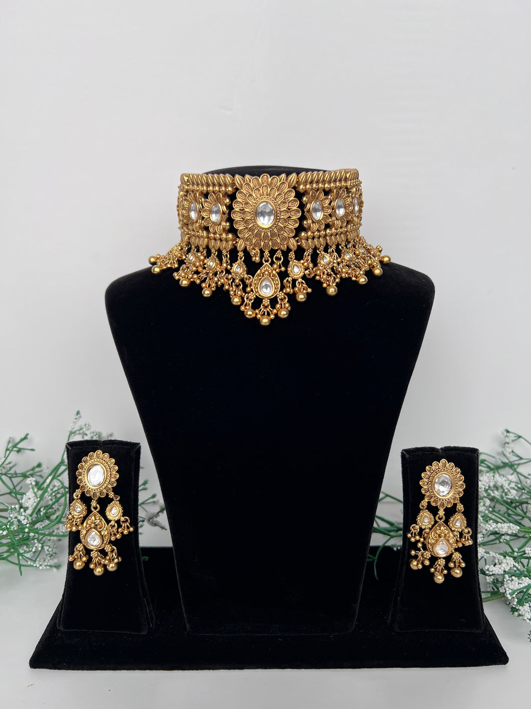 Kajal Antique Choker