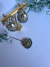 Load image into Gallery viewer, Teal Sheesha Earring Set
