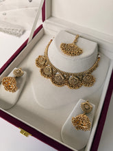 Load image into Gallery viewer, Lovepreet Antique Set
