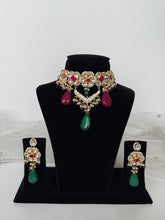 Load image into Gallery viewer, River Kundan Set
