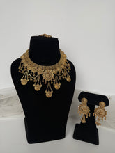 Load image into Gallery viewer, Palavi Antique Set
