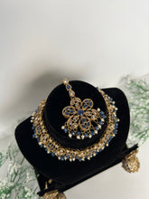 Load image into Gallery viewer, Ravneet Necklace Set (4 colours)
