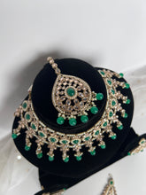 Load image into Gallery viewer, Rainak Green Set
