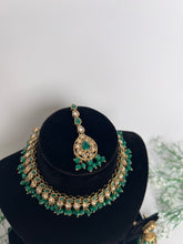 Load image into Gallery viewer, Binita in Green

