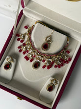 Load image into Gallery viewer, Luscious Kundan Set (Ruby)
