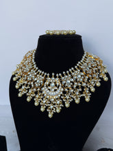 Load image into Gallery viewer, Kundan Bridal Set
