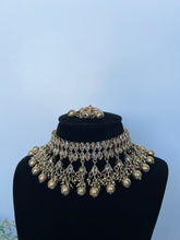 Load image into Gallery viewer, Tanveer Choker (2 colours)
