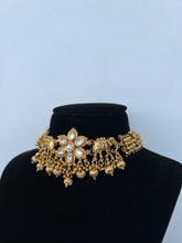 Load image into Gallery viewer, Elephant Antique Set
