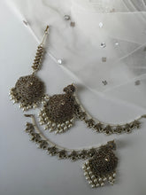 Load image into Gallery viewer, Bahubali Earrings Gold
