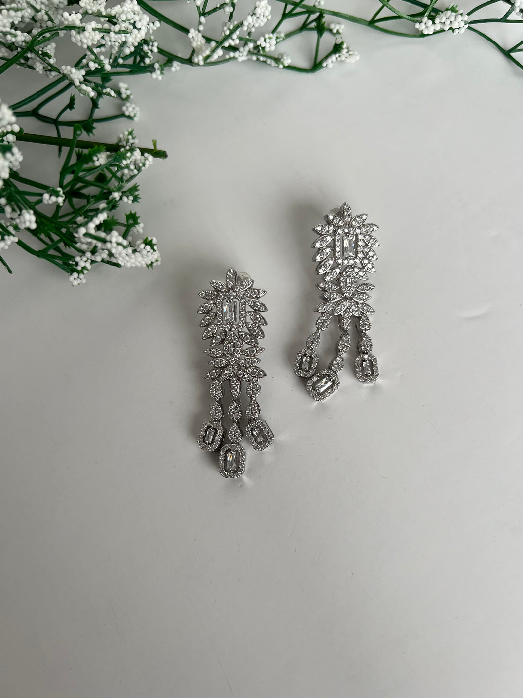 Elsa diamond earrings