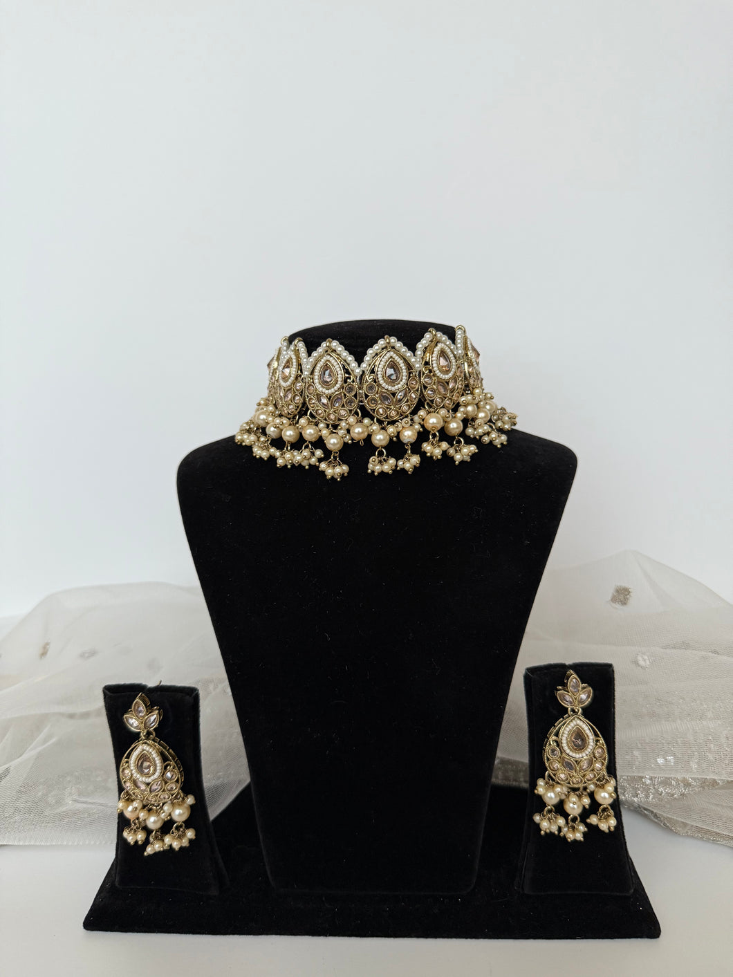 Golden Choker Set