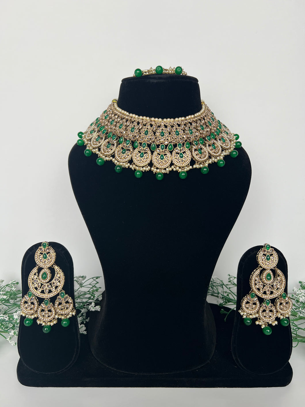 Green Necklace Set