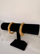 Load image into Gallery viewer, Gold Kangan
