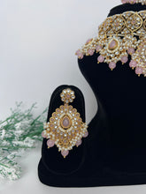 Load image into Gallery viewer, Rashi Kundan Set (baby pink)
