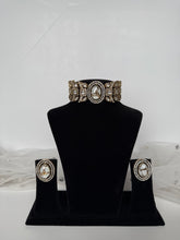 Load image into Gallery viewer, White Marble Choker Set
