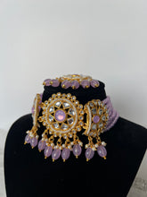 Load image into Gallery viewer, Lilac Kundan Set
