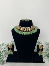 Load image into Gallery viewer, Lori In Mint
