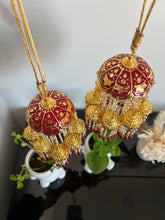 Load image into Gallery viewer, Maroon Meenakari Kalire
