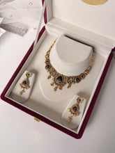 Load image into Gallery viewer, Simple Heritage Antique Set
