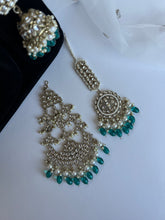 Load image into Gallery viewer, Finest Kundan Set (teal)
