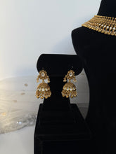 Load image into Gallery viewer, Noor Antique Kundan Bridal Set
