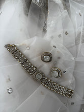 Load image into Gallery viewer, White Marble Kundan Set
