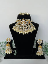 Load image into Gallery viewer, Pam in Gold
