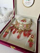 Load image into Gallery viewer, Pink Meenakari Set
