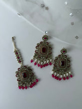 Load image into Gallery viewer, Lotus Earring Tikka Set (4 Colours)
