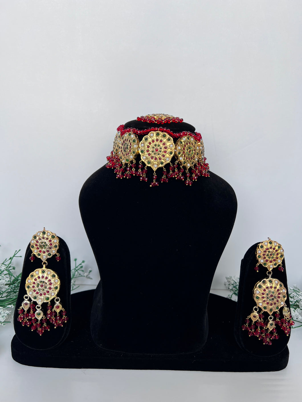 Red Thappa Kundan Set