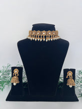 Load image into Gallery viewer, Mansi Antique Set
