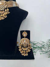 Load image into Gallery viewer, Mahi Antique Kundan Set
