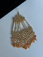 Load image into Gallery viewer, Ameerah Kundan Set (pink)
